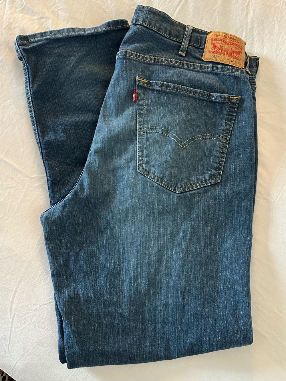 Levi's 541 Men's Dark Blue Straight-Leg Denim Jeans 40x32